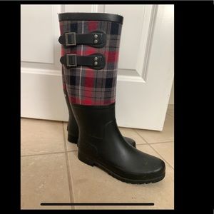 UGG rain boots